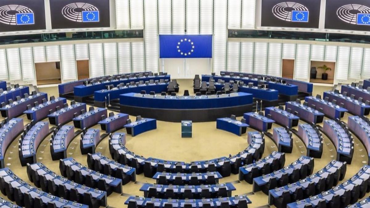 Comisia Europeană cere României să reducă sarcina asupra