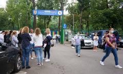 Elevii vor să fie introduși pe lista prioritară de testare pentru COVID-19