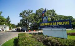 Decizie istorică: Academia de Poliție nu mai poate acorda titluri de doctor