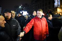 După patru ani de „M..e PSD!”, liberalii sunt tot sub social-democrați, la votul politic 