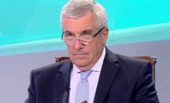 Tăriceanu: Dacă dl Iohannis ne spune că totul este atât de bine organizat, cum se face oare că totul este un haos general?!