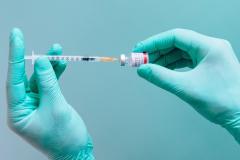 Executivul a adoptat strategia de vaccinare împotriva COVID-19