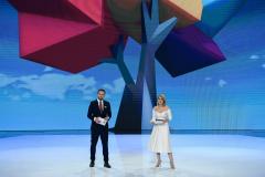 A fost ziua dorinţelor împlinite la Antena 1, în cadrul galei Ajut eu! Gala-maraton Ajut eu!, lider incontestabil de audienţă