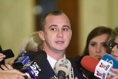 PSD: Pentru că și-a dat seama că PNL e pe tobogan, Iohannis anunță că piețele se vor redeschide