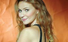 Gala aniversară Ruxandra Donose – 30, cu Orchestra Română de Tineret, online, de la Ateneul Român