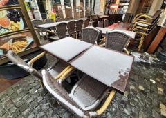 Dilemă: scoatem turismul din faliment sau îi facem reclamă?