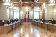 UPDATE. Consultări la Cotroceni pentru alegerea premierului. Delegația PNL, discuții cu Klaus Iohannis