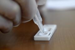 România e pe dos: a trecut de la prevenție la periculoasa imunizare de turmă, care a speriat chiar și o țară ca Suedia