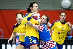 Clonați-o pe Cristina Neagu!