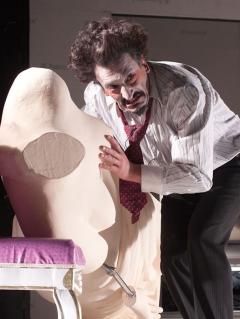 Avarul se întoarce de Revelion pentru o întâlnire online, la Teatrul Tamási Áron din Sfântu Gheorghe