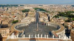 Vaticanul anunță începerea campaniei de vaccinare împotriva COVID-19
