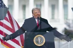 Trump dă vina pe Antifa