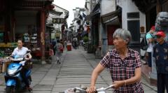 O echipă a OMS va vizita piața din Wuhan unde au apărut primele infecții COVID