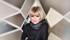 „Moda se reinventează: Designerii devin mult mai curajoşi, coloraţi şi creativi”. Un nou sezon „Levintza prezintă” la TVR 1