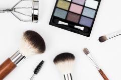 Cosmetice: la ce ingrediente să fii atentă