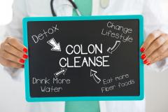 5 pasi simpli pentru detoxifierea colonului