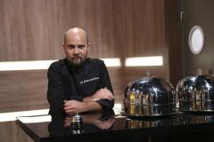 Chefi la cuțite – lider de audiență  Cosmin Seleși invitatul special din această seară