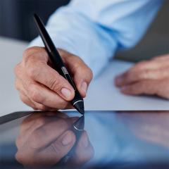 (P) Contractele viitorului vor fi semnate cu eSignatures. Wacom: cerneala digitală, un plus de securitate pentru contractele viitorului