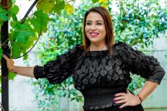 Școala Oana Roman. Vedetele se reprofilează online