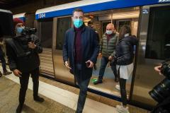 "Vinerea Verde". Ministrul Mediului a mers la serviciu cu metroul