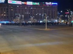 Fără încredere în politicieni   „Virușii nu circulă noaptea”