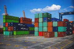 Import ilegal de deșeuri în România. Containere încărcate cu deșeuri, în Portul Constanţa Sud Agigea