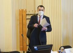 Vlad Voiculescu și-a dinamitat retorica politică, printr-un contract încheiat de minister în ultima sa zi la Guvern