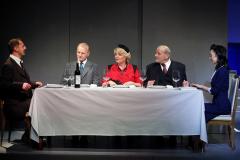 ... Adio, domnule Haffmann , o dramă cu accente comice și suspans, în regia lui Felix Alexa