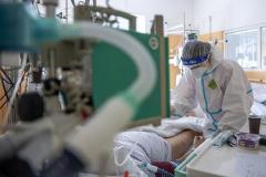 Coronavirus. 729 cazuri noi și 72 de decese