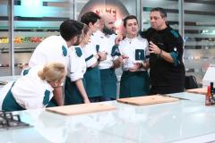 Chef Sorin Bontea, o nouă victorie în confruntările pe echipe. Chefii, pregătiți să își folosească avantajele:  ”Bomba îmi salvează tot sezonul”