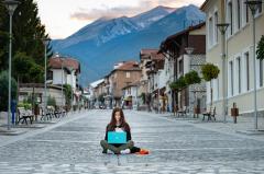 USR PLUS visează la nomazii digitali care vor aduce României zeci de milioane de euro