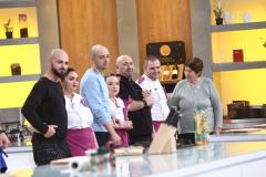 Numele finaliștilor din sezonul 9 Chefi la cuțite,  dezvăluit în această seară