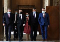 Trei lovituri crâncene primite de Guvernul Cîțu în legătură cu măsurile luate în starea de alertă