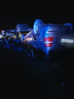 Accident în Ialomița: Doi copii și părinții lor, răniți după ce mașina în care se aflau s-a răsturnat