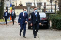 VIDEO Gala TNL: Premii de excelenţă pentru Ludovic Orban şi premierul Florin Cîţu