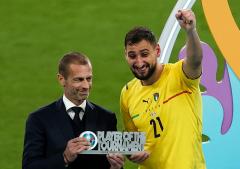 Gianluigi Donnarumma - primul portar desemnat cel mai bun jucător la un campionat european de fotbal