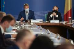 Campania electorală pentru alegerile din PNL, „vitalizată” de Iohannis cu Memorandumul „România Educată”