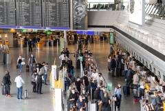 ANAT vrea clarificări privind carantinarea turiștilor nevaccinați dacă prezintă test PCR negativ