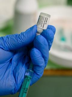 Risc important de boală autoimună, după vaccinul Johnson &amp; Johnson