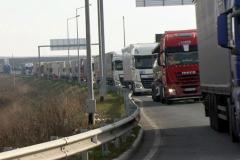 Circulatie blocat pe Autostrada Soarelui, din cauza unui TIR care s-a defectat