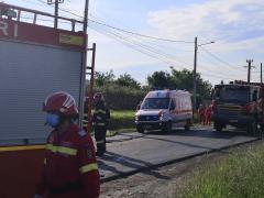 Aglomeraţie pe sensul de intrare în Capitală al DN4. Un microbuz de transport persoane a luat foc