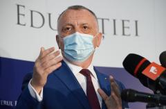 Școala se va face online, după pragul de 6 la mie, cu sau fără vaccin