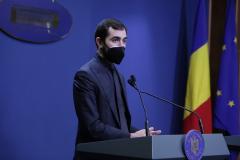 Negocieri și concesii pentru funcții publice, în paralel cu războiul politic 