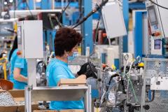 Industria prelucrătoare în creștere. Comenzile noi au înregistrat un avans de peste 27%