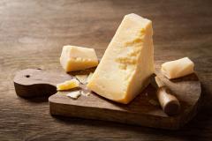 5 metode simple de a folosi parmezanul în bucătărie