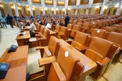 AUR anunță intrarea în grevă parlamentară