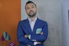 Dramă pentru Lucian Sânmărtean. Tatăl său a fost răpus de o boală necruțătoare. „ A fost punctul meu de sprijin în momentele grele ale vieții mele”