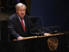 Liderii planetei au rupt lanțul și negociază dur la New York