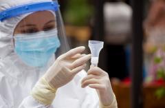 Rata de infectare cu COVID-19 crește în Capitală. Vor fi impuse restricții de noapte