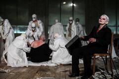 Două premiere, patru reprezentații „Faust” și alte cinci spectacole pe scena TNRS în octombrie